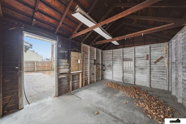 2031 S 34th Street, Lincoln, NE 68506