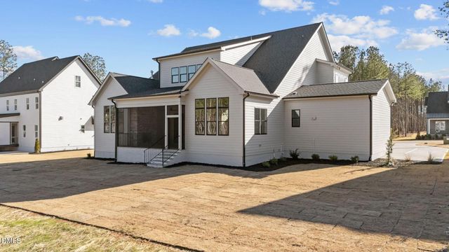 35 Chestnut Oak Drive, Youngsville, NC 27596