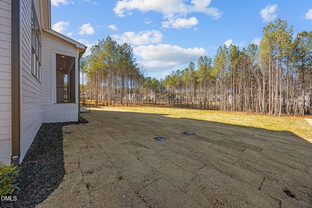 35 Chestnut Oak Drive, Youngsville, NC 27596