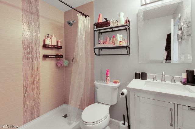 16084 Harrison Drive, Brook Park, OH 44142