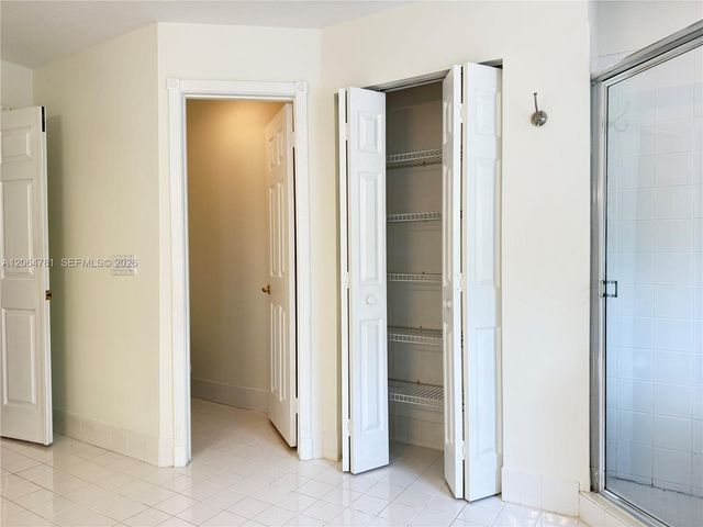 18414 NW 9th St, Pembroke Pines, FL 33029