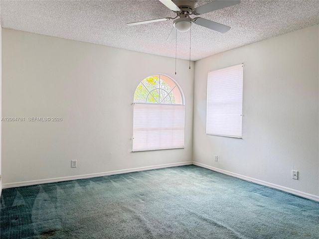 18414 NW 9th St, Pembroke Pines, FL 33029