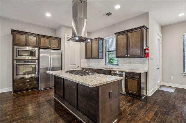 608 W 28th Street B, Houston, TX 77008