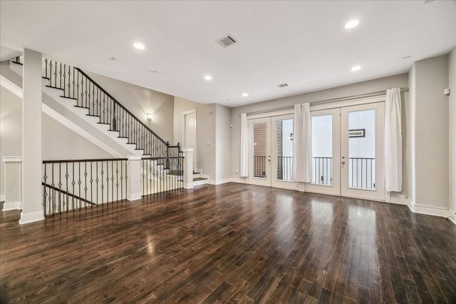 608 W 28th Street B, Houston, TX 77008