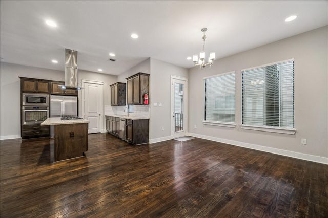 608 W 28th Street B, Houston, TX 77008