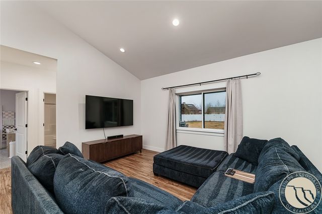 2522 Hunter Hall STREET, Billings, MT 59106