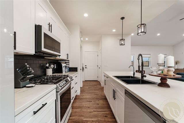 2522 Hunter Hall STREET, Billings, MT 59106