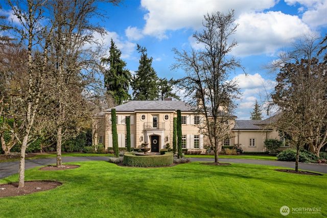 2010 79th Avenue NE, Medina, WA 98039