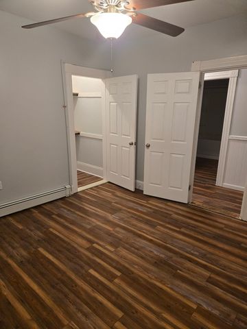 12 Middle Street, Lancaster, NH 03584