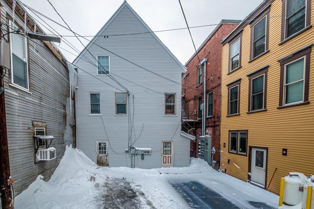 12 Middle Street, Lancaster, NH 03584