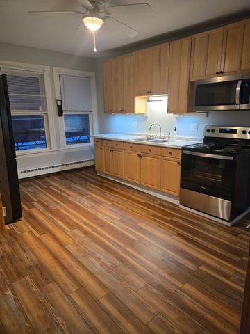 12 Middle Street, Lancaster, NH 03584