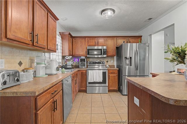 66 Carolina Oaks Circle, Linden, NC 28356