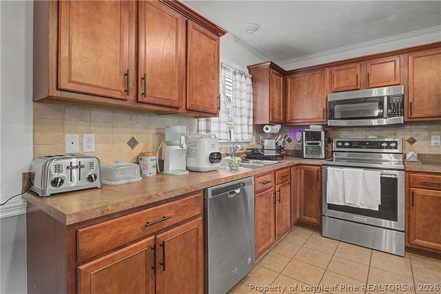 66 Carolina Oaks Circle, Linden, NC 28356