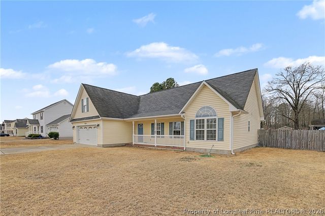 66 Carolina Oaks Circle, Linden, NC 28356