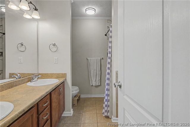 66 Carolina Oaks Circle, Linden, NC 28356