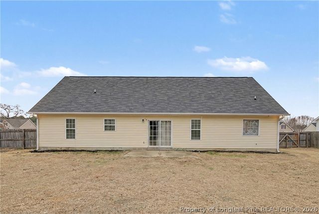 66 Carolina Oaks Circle, Linden, NC 28356