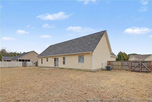 66 Carolina Oaks Circle, Linden, NC 28356