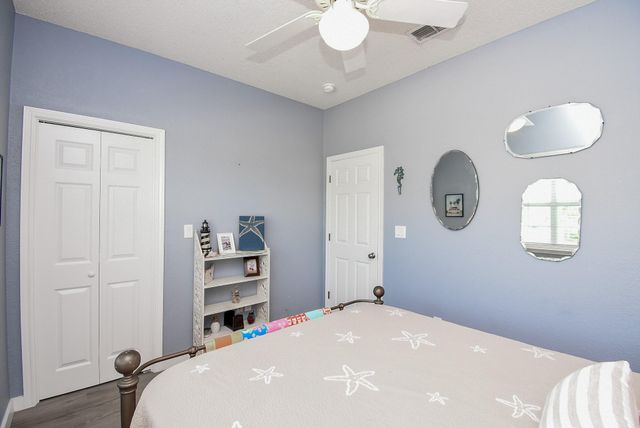 1504 W Bayshore Drive, Palacios, TX 77465