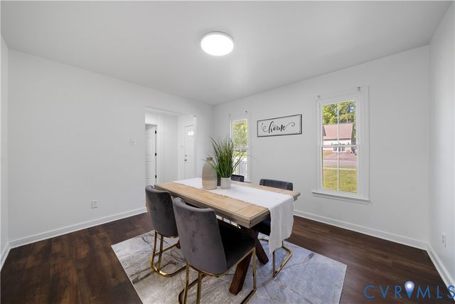8414 Whirlaway Dr, Midlothian, VA 23112