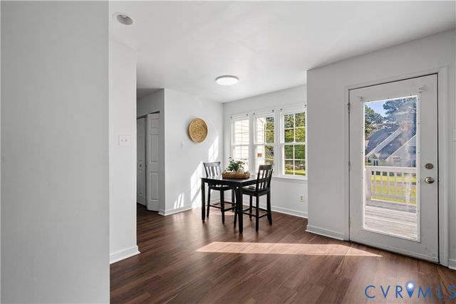 8414 Whirlaway Dr, Midlothian, VA 23112