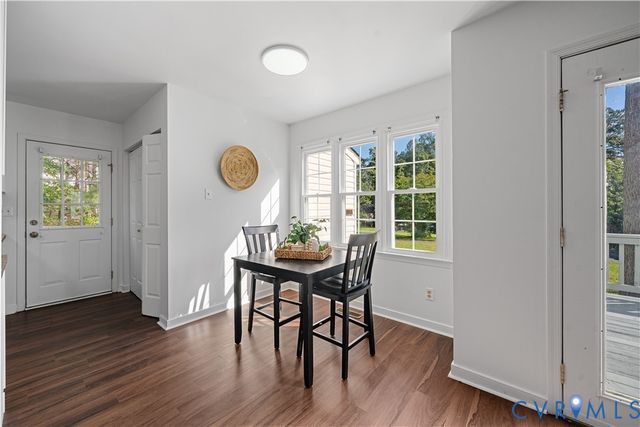 8414 Whirlaway Dr, Midlothian, VA 23112