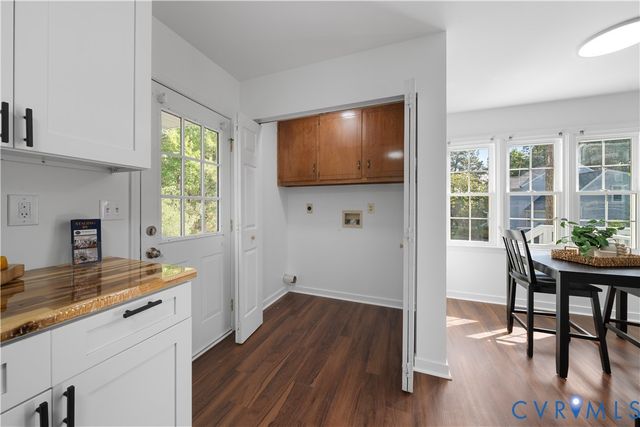 8414 Whirlaway Dr, Midlothian, VA 23112