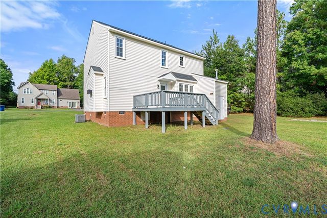8414 Whirlaway Dr, Midlothian, VA 23112