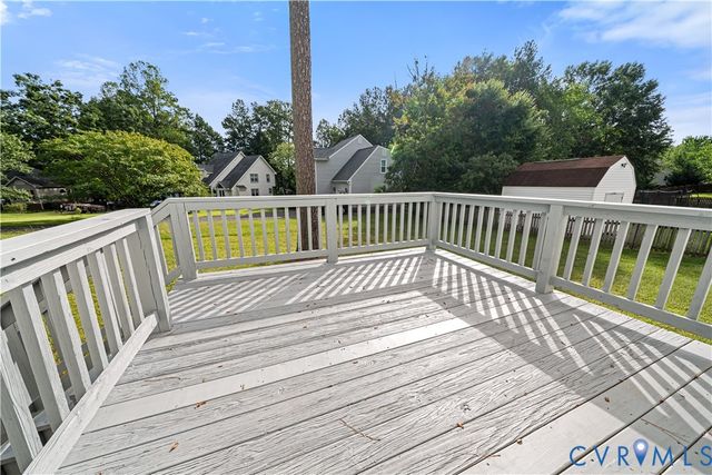 8414 Whirlaway Dr, Midlothian, VA 23112
