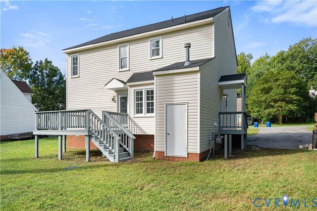 8414 Whirlaway Dr, Midlothian, VA 23112