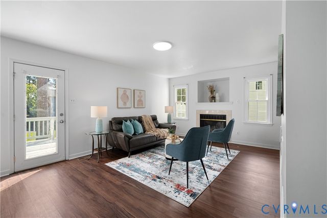 8414 Whirlaway Dr, Midlothian, VA 23112