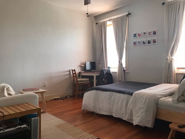 85 Park Drive 25, Boston, MA 02215