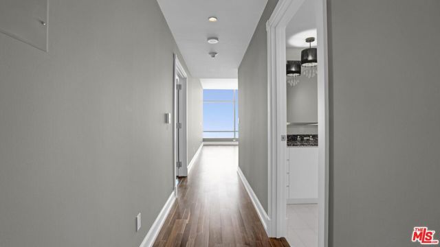 900 W Olympic Boulevard 39C, Los Angeles, CA 90015