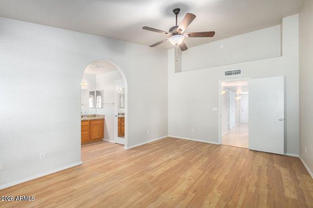 1924 E SHARON Drive, Phoenix, AZ 85022