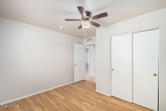 1924 E SHARON Drive, Phoenix, AZ 85022