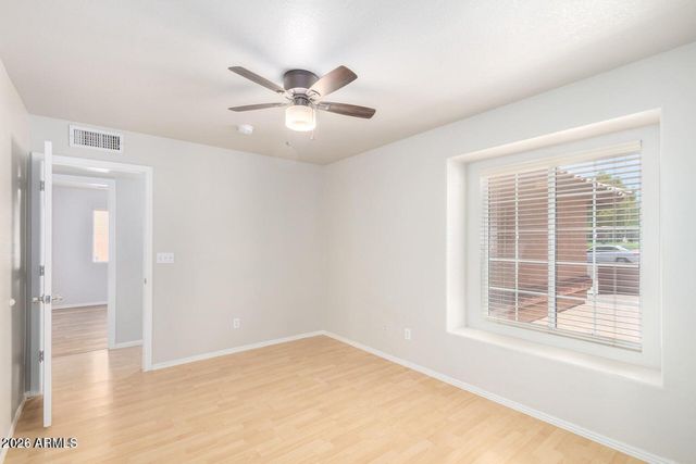 1924 E SHARON Drive, Phoenix, AZ 85022