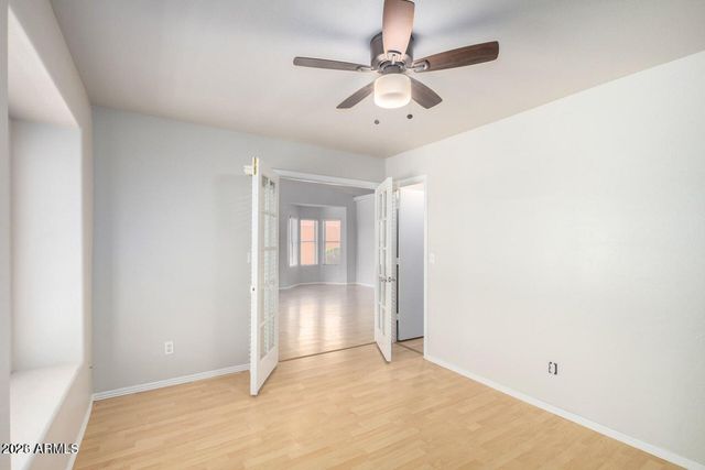 1924 E SHARON Drive, Phoenix, AZ 85022