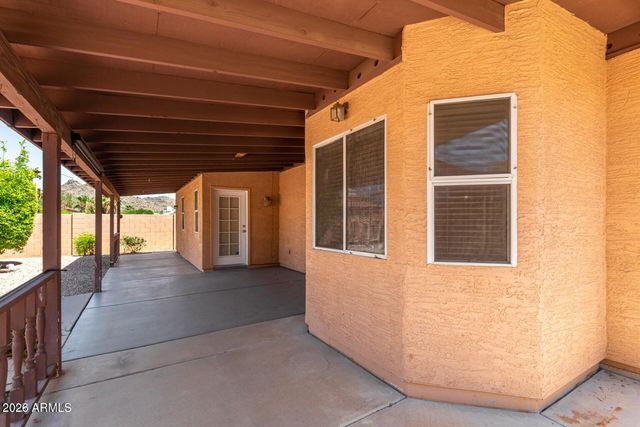 1924 E SHARON Drive, Phoenix, AZ 85022