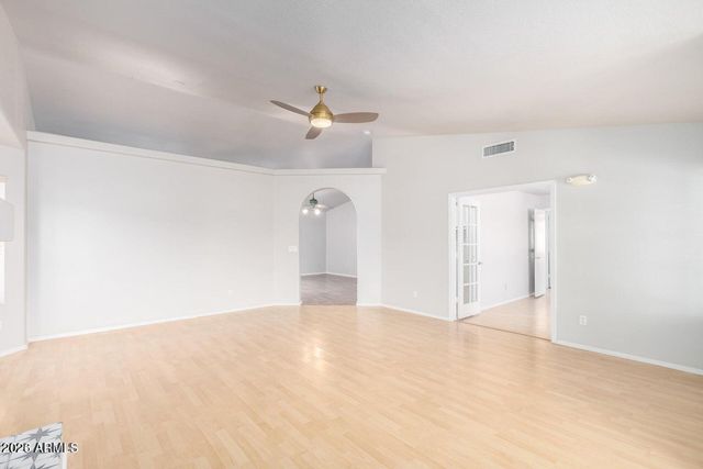 1924 E SHARON Drive, Phoenix, AZ 85022
