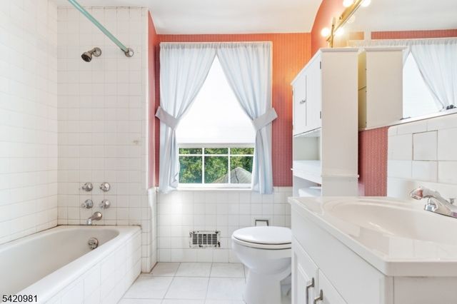 442 Seven Oaks Rd, City Of Orange Twp., NJ 07050