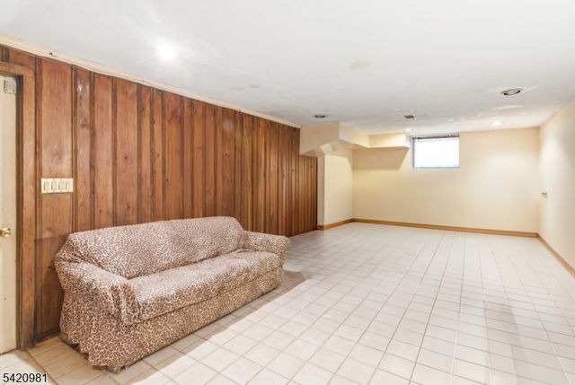 442 Seven Oaks Rd, City Of Orange Twp., NJ 07050