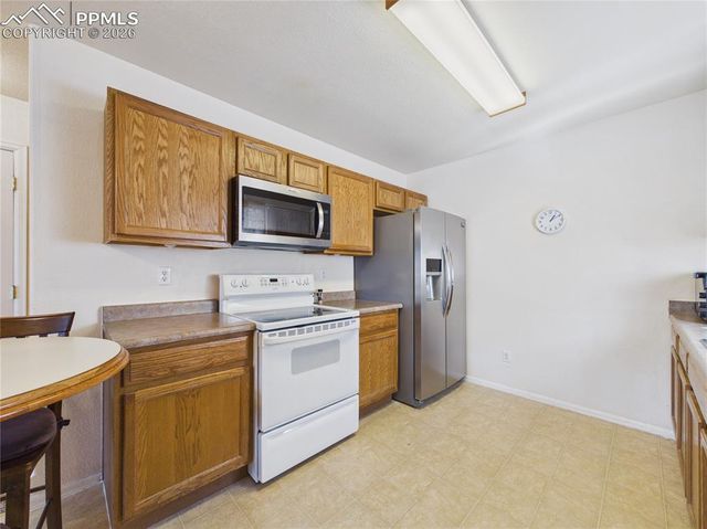 780 S Wolcott Drive, Pueblo, CO 81007