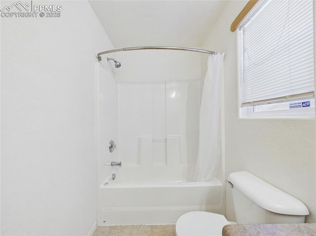 780 S Wolcott Drive, Pueblo, CO 81007