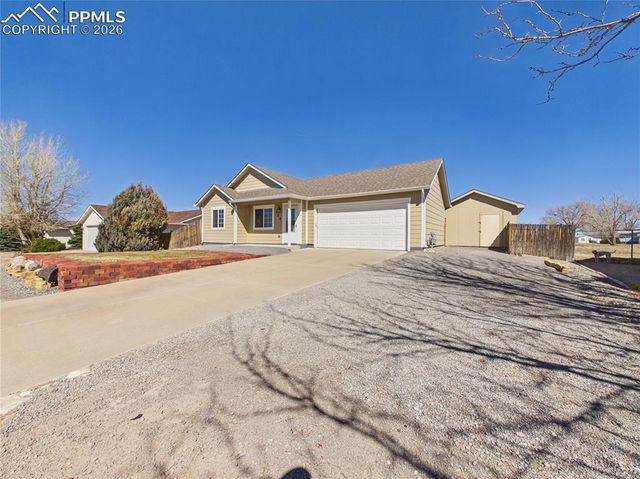 780 S Wolcott Drive, Pueblo, CO 81007