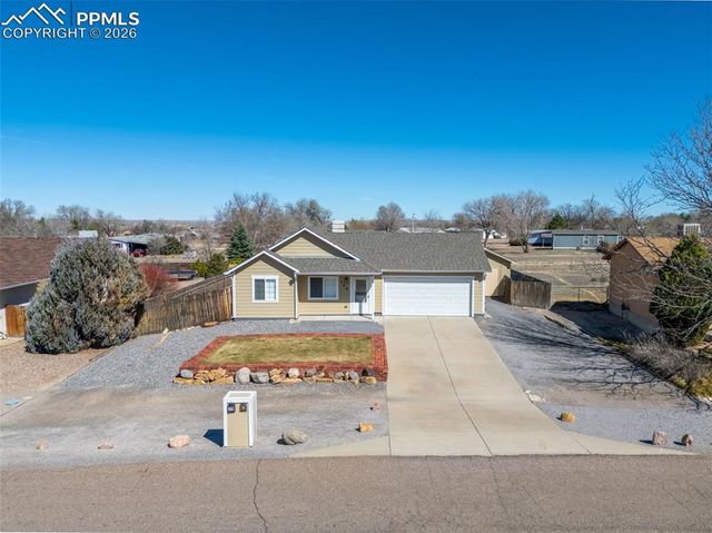 780 S Wolcott Drive, Pueblo, CO 81007