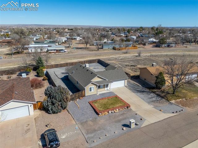 780 S Wolcott Drive, Pueblo, CO 81007