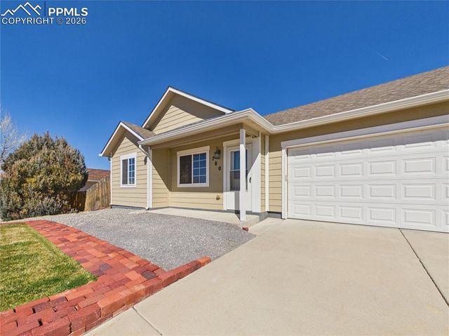 780 S Wolcott Drive, Pueblo, CO 81007