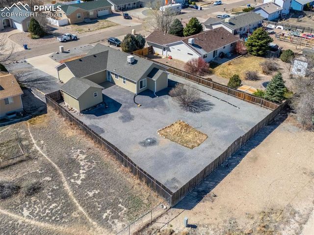 780 S Wolcott Drive, Pueblo, CO 81007