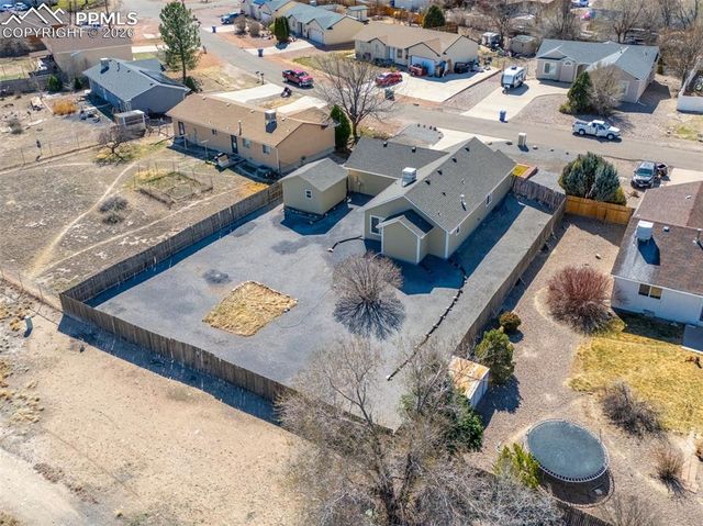 780 S Wolcott Drive, Pueblo, CO 81007