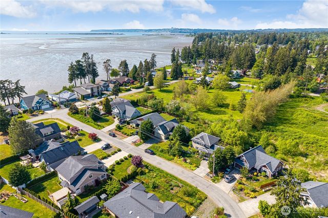 4610 Elmwood Drive, Blaine, WA 98230