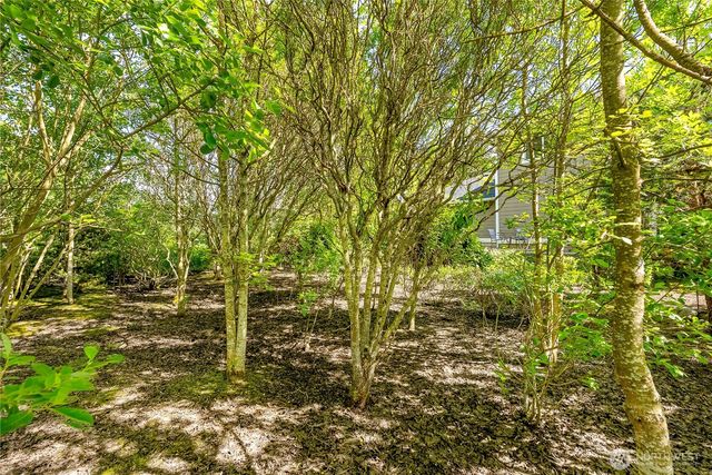 4610 Elmwood Drive, Blaine, WA 98230